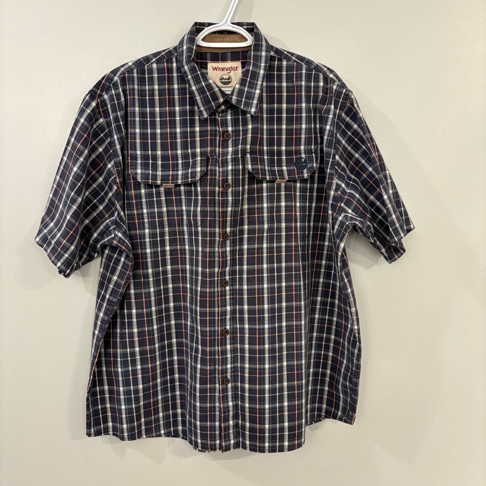 Vintage Wrangler button up shirt 100% cotton XL
